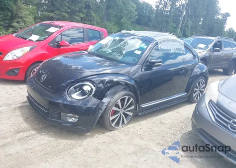 2012 Volkswagen Beetle 2.0T Turbo z USA, uszkodzony, nr VIN 3VWV67AT7CM648410